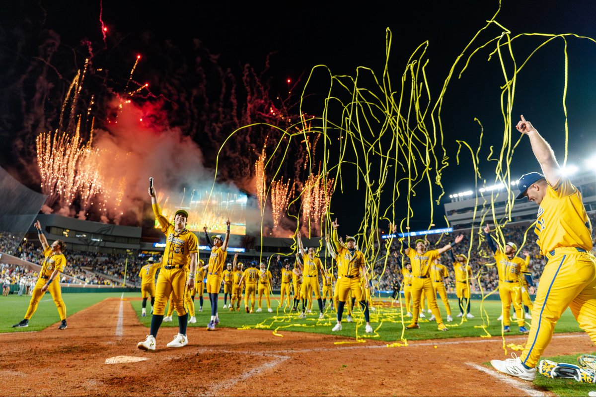 Thank you to the 70,000 fans that packed FSU for the Banana Ball Kickoff!

A historic weekend in Banana Ball history