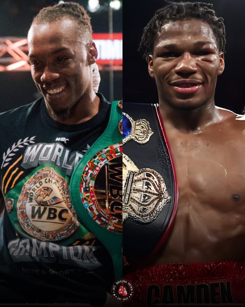 IntBoxingNews's tweet photo. 🥊 FOSTER/FORD NEXT?! 

WBC Super-Featherweight World Champion @OshaquieFoster and former WBA Featherweight World Champion @raysavage856 went face to face at #NavarreteNunez last night‼️

👑 Could we see Foster defend his World title against Ford next?!

#OShaquieFoster #RayFord https://t.co/lSUlWwxGSm
