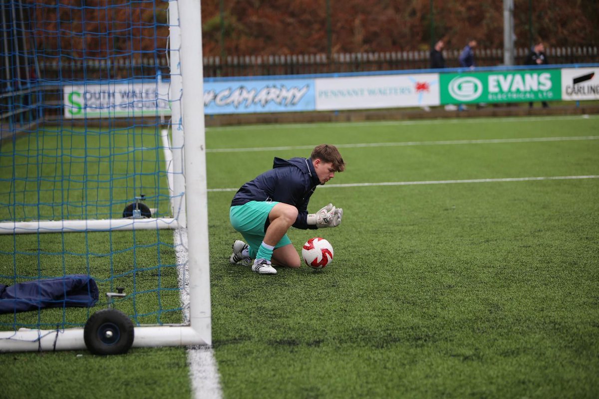 Focus. Energy. Preparation💪

Final touches in the warm-up before kick-off at the M&amp;P Group 3G⚽

We’re almost ready 💙

#OneCambrian #MatchReady