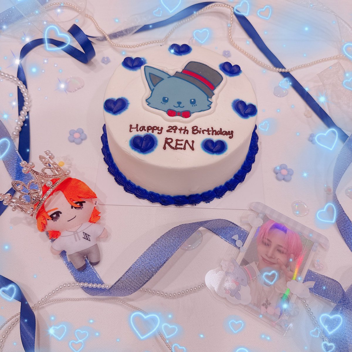 ｡°𑁍 ⋰     　　　　　　　　⋱𑁍 °｡
　　　　　#HappyRenDay 
　°｡𑁍 ⋱     　　　　　　　　⋰ 𑁍 ｡°

今年も素晴らしい年になりますように！これからもれんくんの一挙手一投足を見ていきたいので息の長いアーティストでいてね！！だいすきです！

#KingOfStage_Ren 
#川尻蓮  <a href="/official_jo1/">JO1</a>