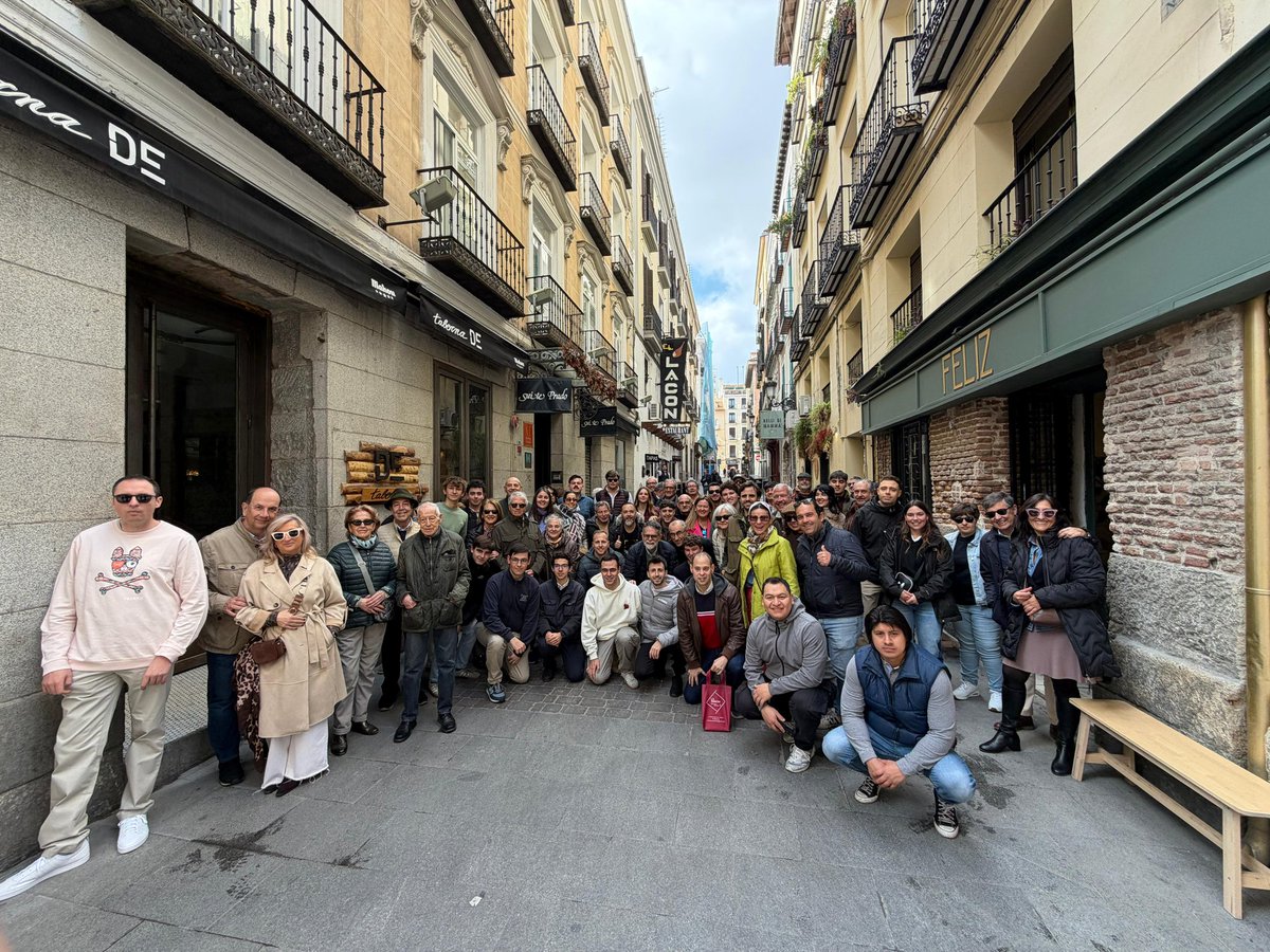 Hoy tocó disfrutar del paseo taurino organizado por <a href="/ChenelyOroRadio/">ACT Chenel y Oro</a> 🤟🏻🤟🏻💜💛