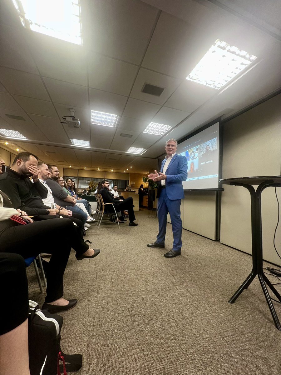 Suécia em São Paulo tweet media