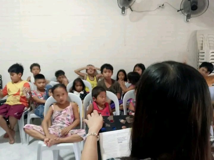 Dianah143's tweet photo. "TRUE GIVING FROM THE HEART IS AN EXPRESSION OF LOVE."

#CompassionInCare
#feedingprogram
#Godisgoodallthetime
#thankful
@Cisckid 
#FlareNetwork #Flare #SongbirdNetwork #cryptocurrency #DeFi #NFTs #SGB #nftcommunity #Xrpcommunity #Nfts https://t.co/jzXelX9Ze1
