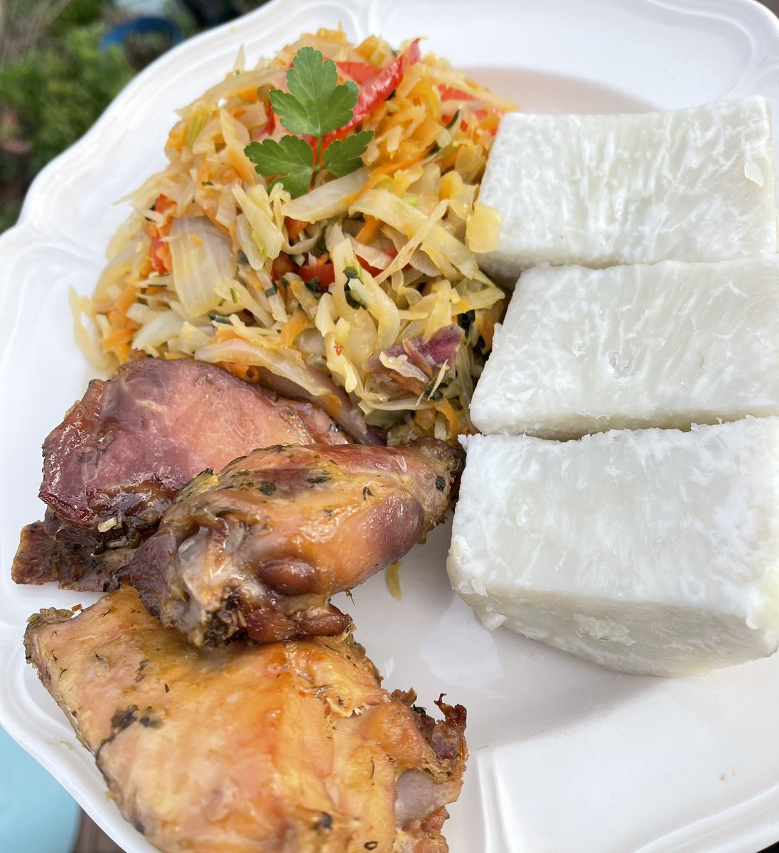 Tasty bite 😋😋😋. Happy Delicious Sunday 🥰🥰🙌

#FoodieBeauty 
#restaurant