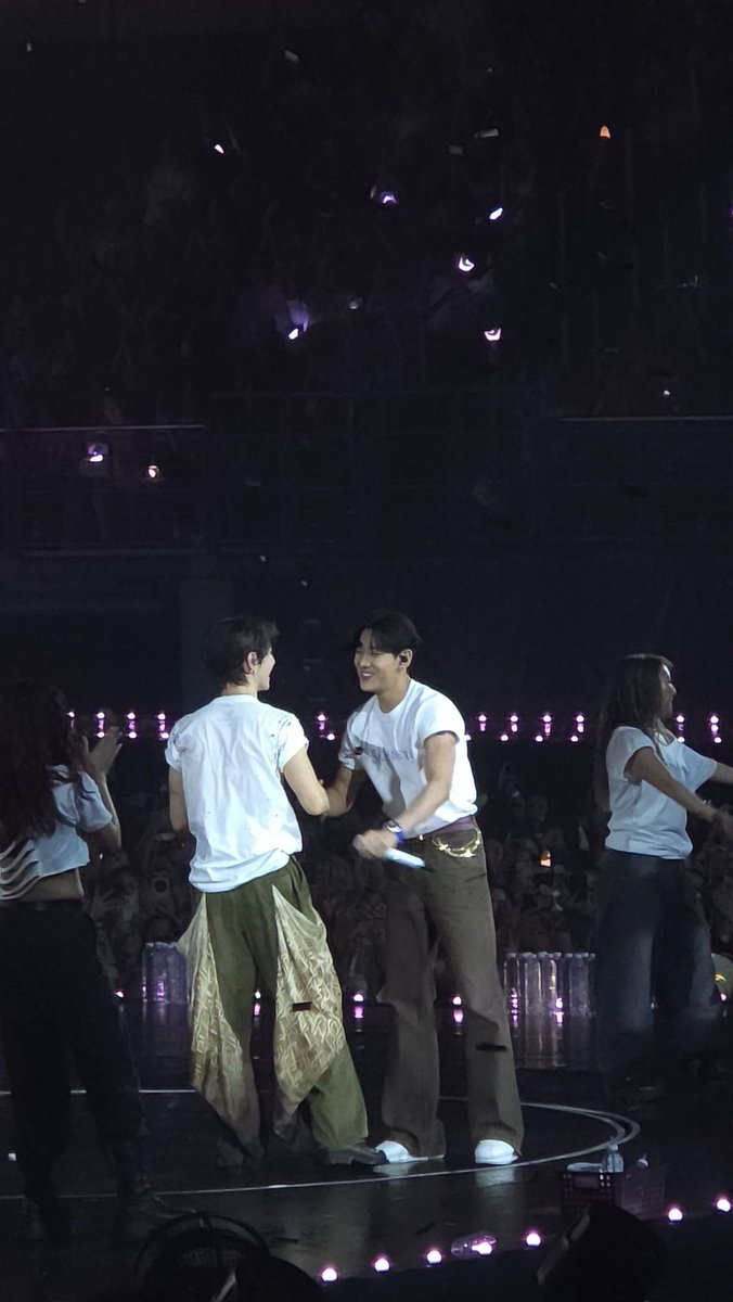 แฟนคอน❌️
คอนแฟน✅️

#MarkTuanFanconBKK2026
#MarkTuanTheShapeOfYou_BKKD2 
#TheShapeofYou_BKK #MarkTuan
#BamBam