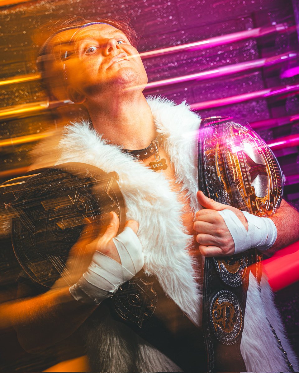 Gene Munny tweet media