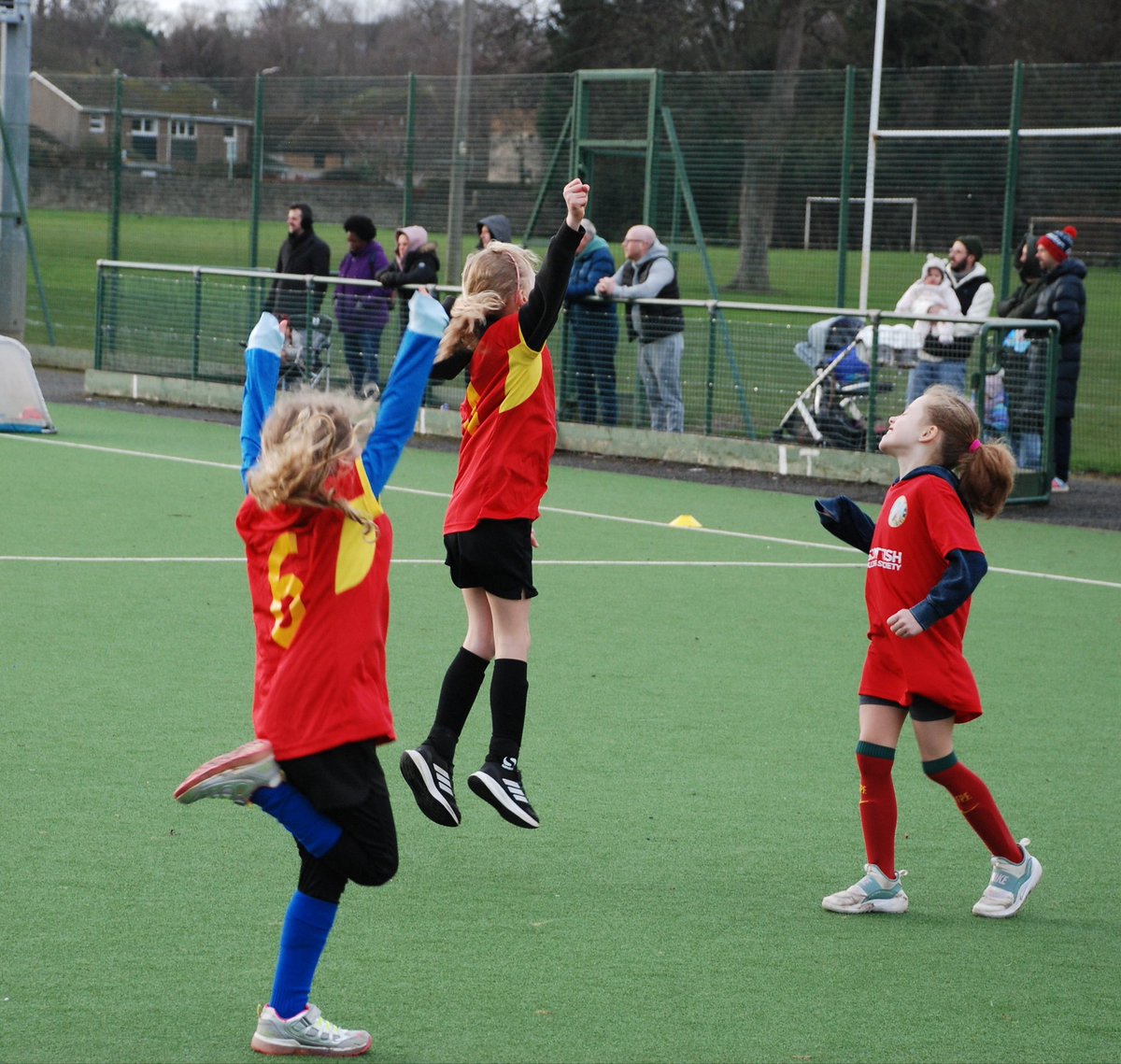 Lauderdale Girls Football tweet media