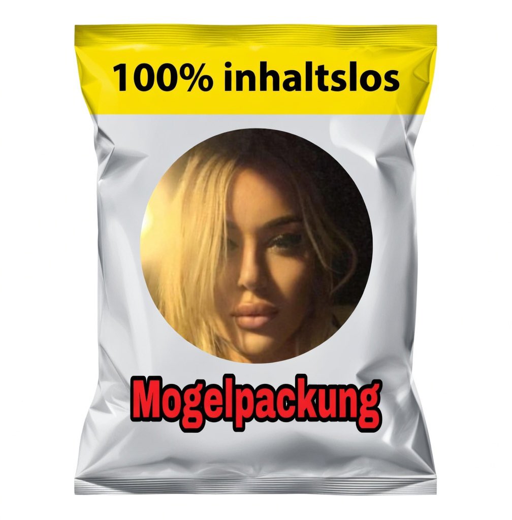 PrunkundShiva_'s tweet photo. Sonntags gemütlich auf dem Sofa, erstmal eine Tüte Chips.
Welche nehme ich denn jetzt? https://t.co/snkNb2ezJS
