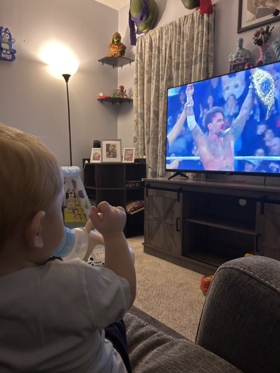 NotChasingAmy's tweet photo. Our son was so happy watching @TeamCMPunk win! After this, dad and I told him it was time to GTS… @jthiry86 https://t.co/e5GX1oru7f