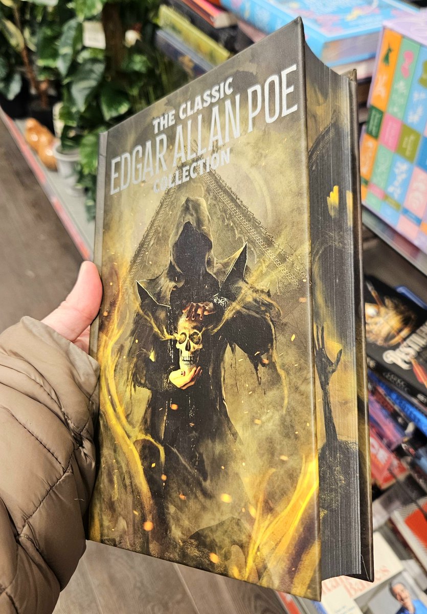 Bookaholic Bex tweet media