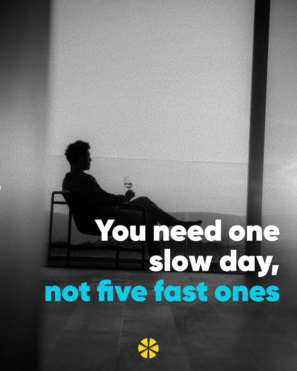 Multipl app tweet media