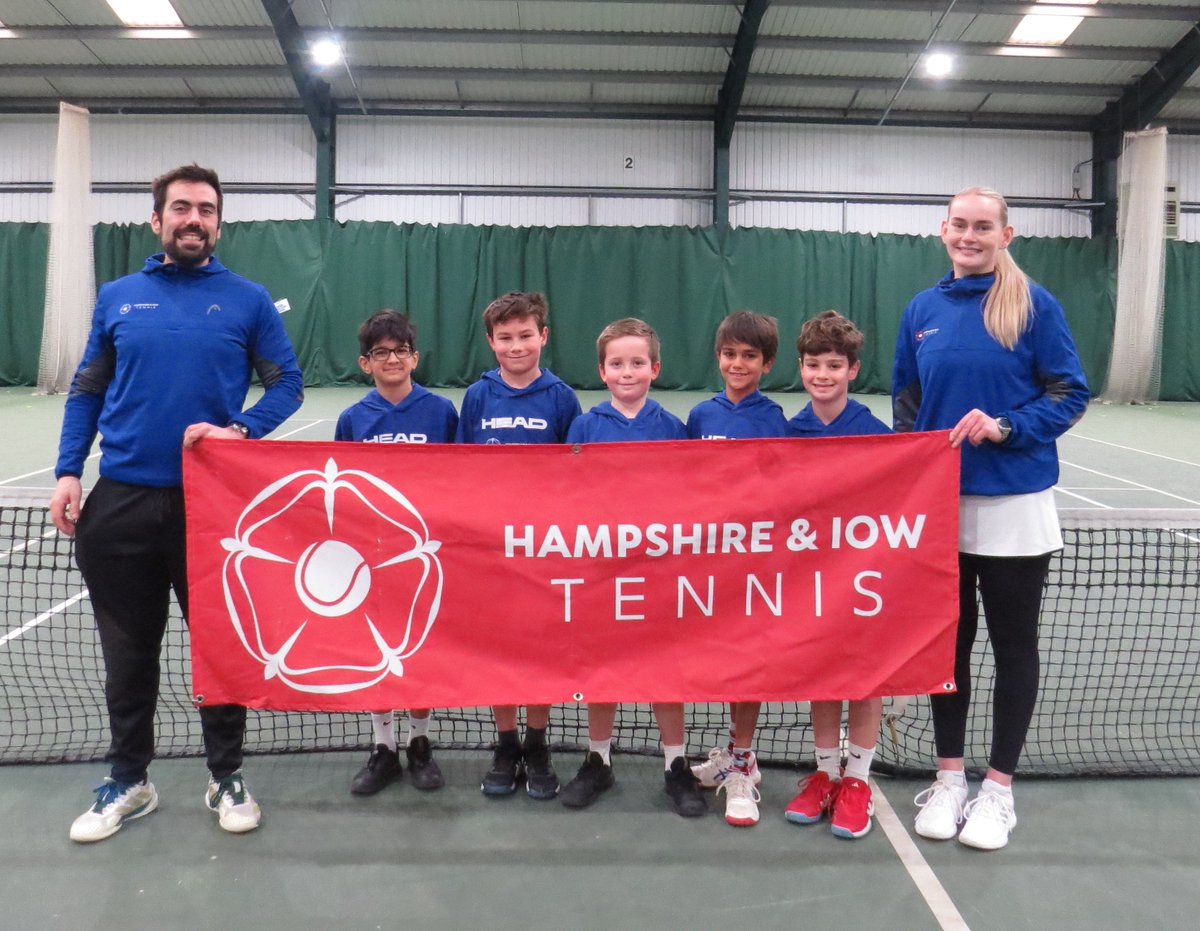 HantsIOWTennis's tweet photo. 9U Boys County Cup starting after the warm-up - good luck Ashton, Joseph, Momin, William and Yusuf.  First match v Berkshire @_EliteTennis @WRF_Tennis #CountyCup https://t.co/gepQcXht1k