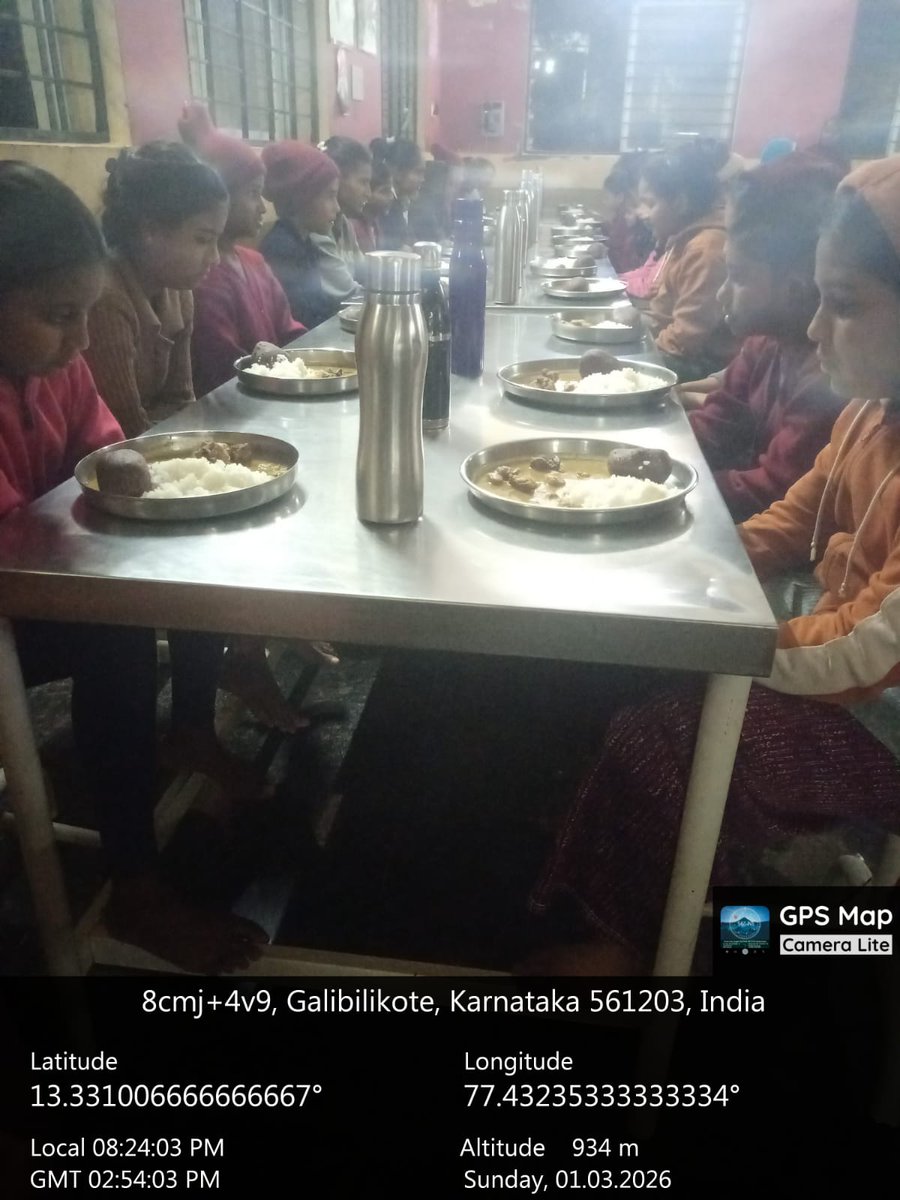 krcrs660's tweet photo. Today's Dinner for KRCRS MADESHWARA DODDABALLAPURA  #SocialAudit_SWDMeals #SocialWelfare_Karnataka https://t.co/dDZ25bqpqW