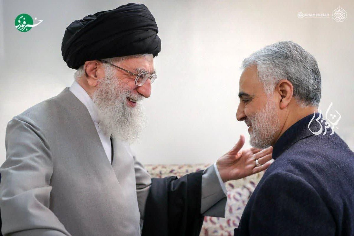 najva720's tweet photo. حاج قاسم مهمان داری اونم چه مهمان عزیزی😭😭😭😭😭 https://t.co/7SBvWEiGAY