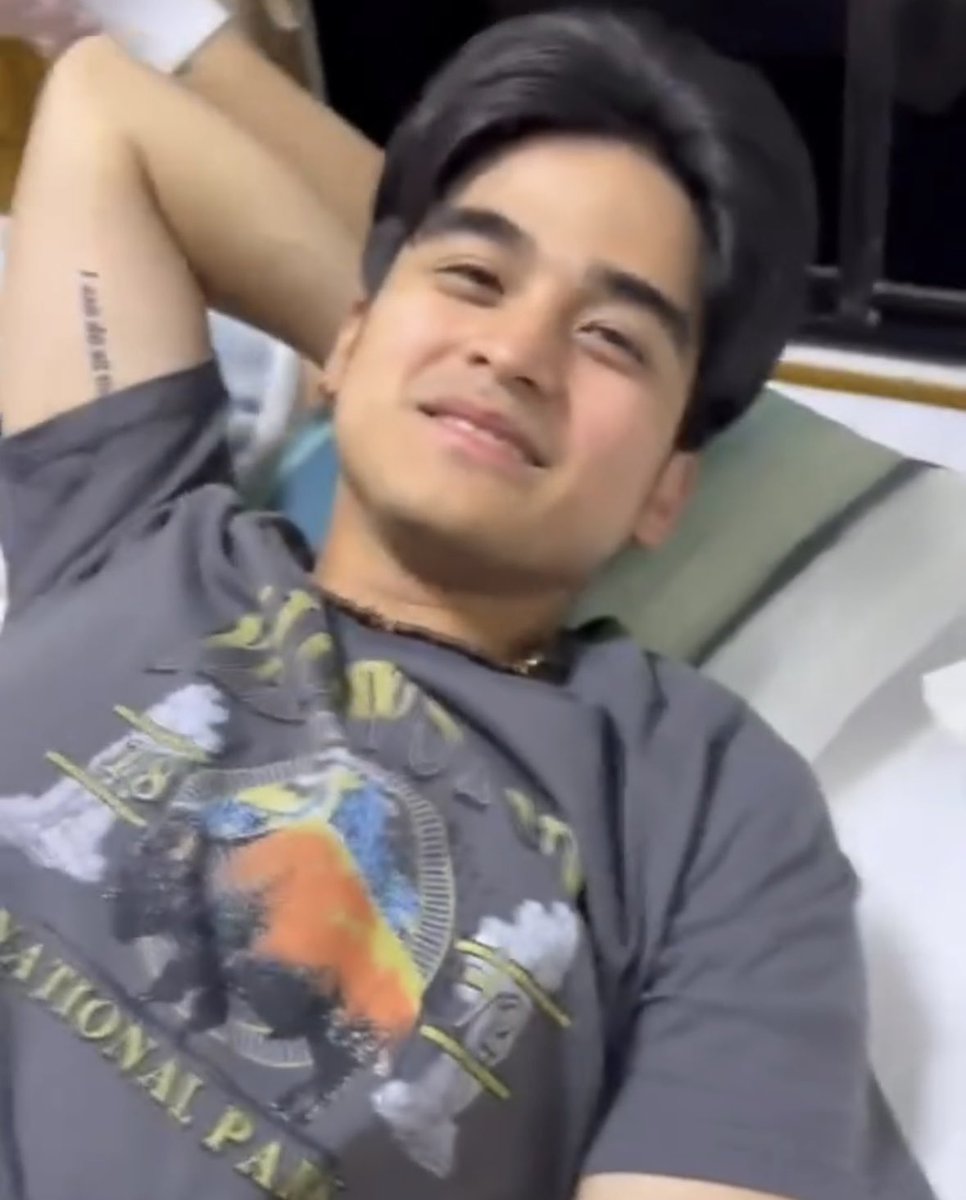 godtierash's tweet photo. lecheng postura yan tapos labas tattoo DI KA BA NAAWA SAMIN WILL ASHLEY https://t.co/RPgkFCmiiU