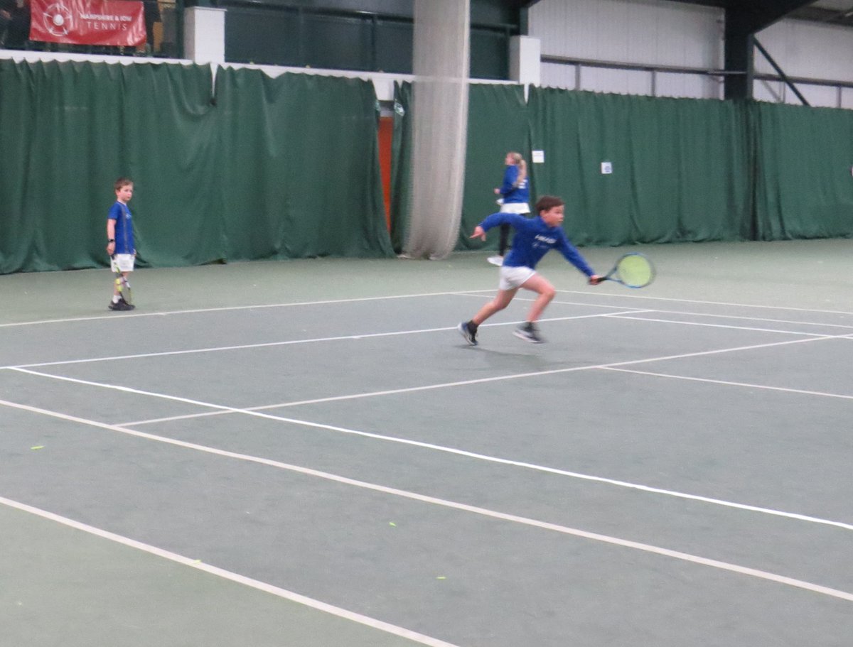 HantsIOWTennis's tweet photo. 9U Boys County Cup starting after the warm-up - good luck Ashton, Joseph, Momin, William and Yusuf.  First match v Berkshire @_EliteTennis @WRF_Tennis #CountyCup https://t.co/gepQcXht1k