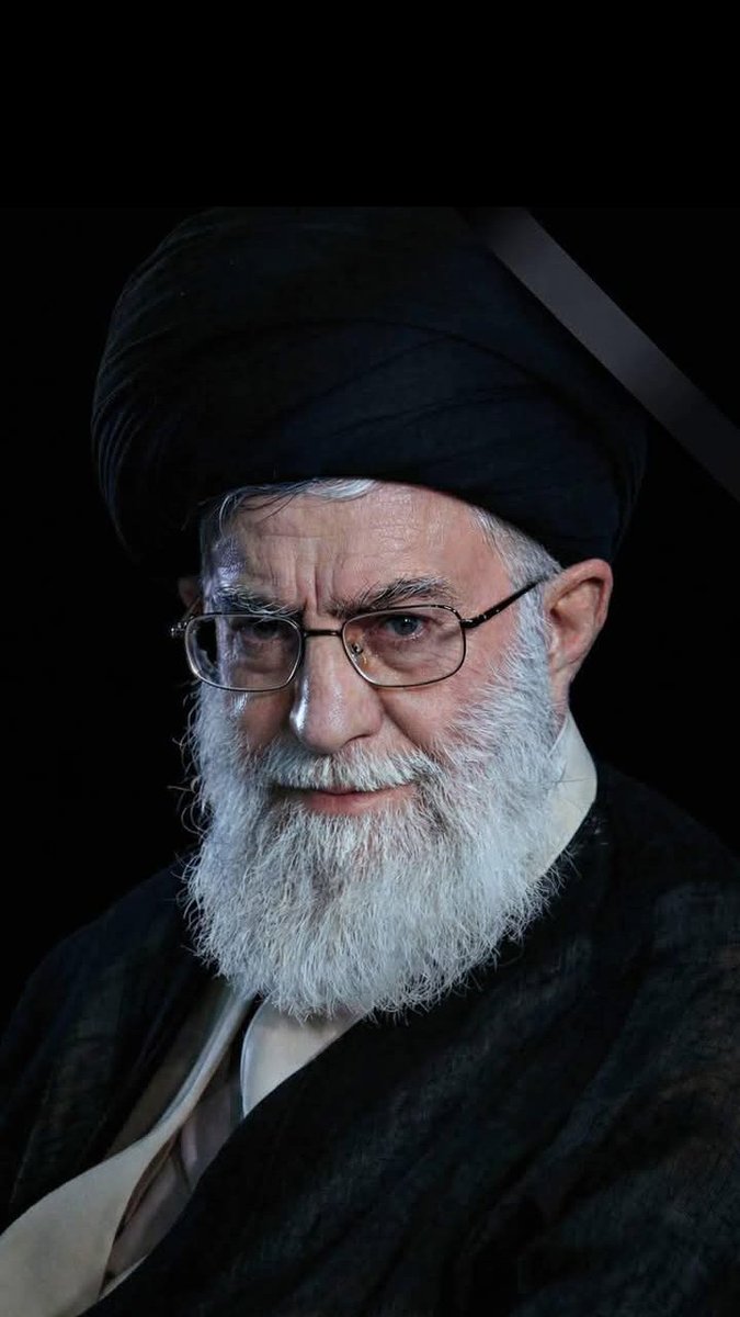 4ddj_'s tweet photo. لو كانت  هزيمه المذهب بٱستشهاد قادته لكانت كربلاء هي النهايه 
سلاما على من باع الدنيا واشترى الاخره 
ونال الشهاده كجده الحسين  عليه السلام https://t.co/5I5yp1SA1Q