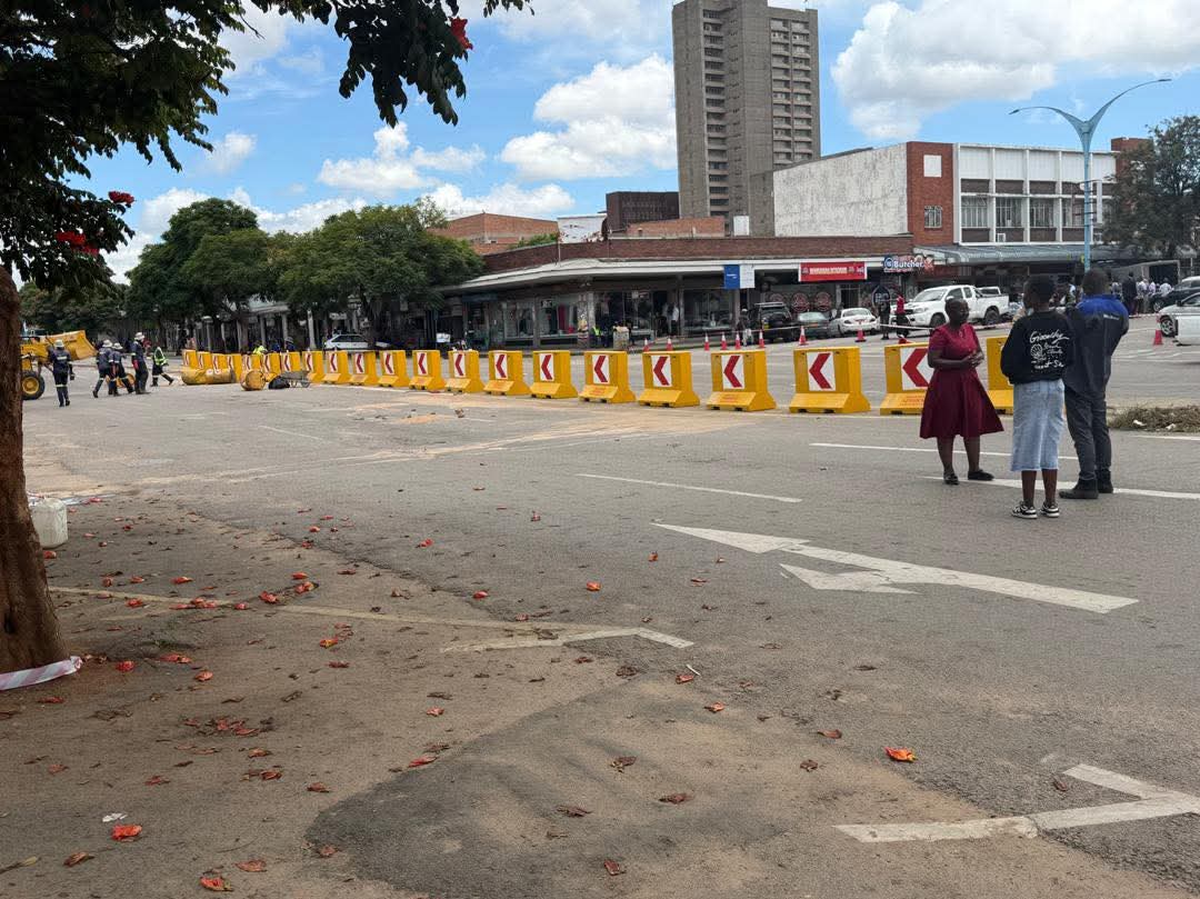 BrightoNcube tweet media