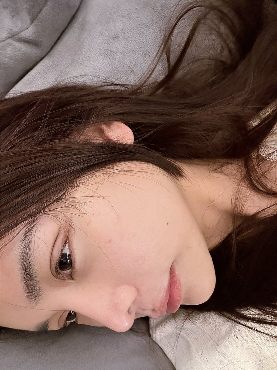 EWaraha's tweet photo. Mood :  🤧😷😴 https://t.co/S1THWIOMjO