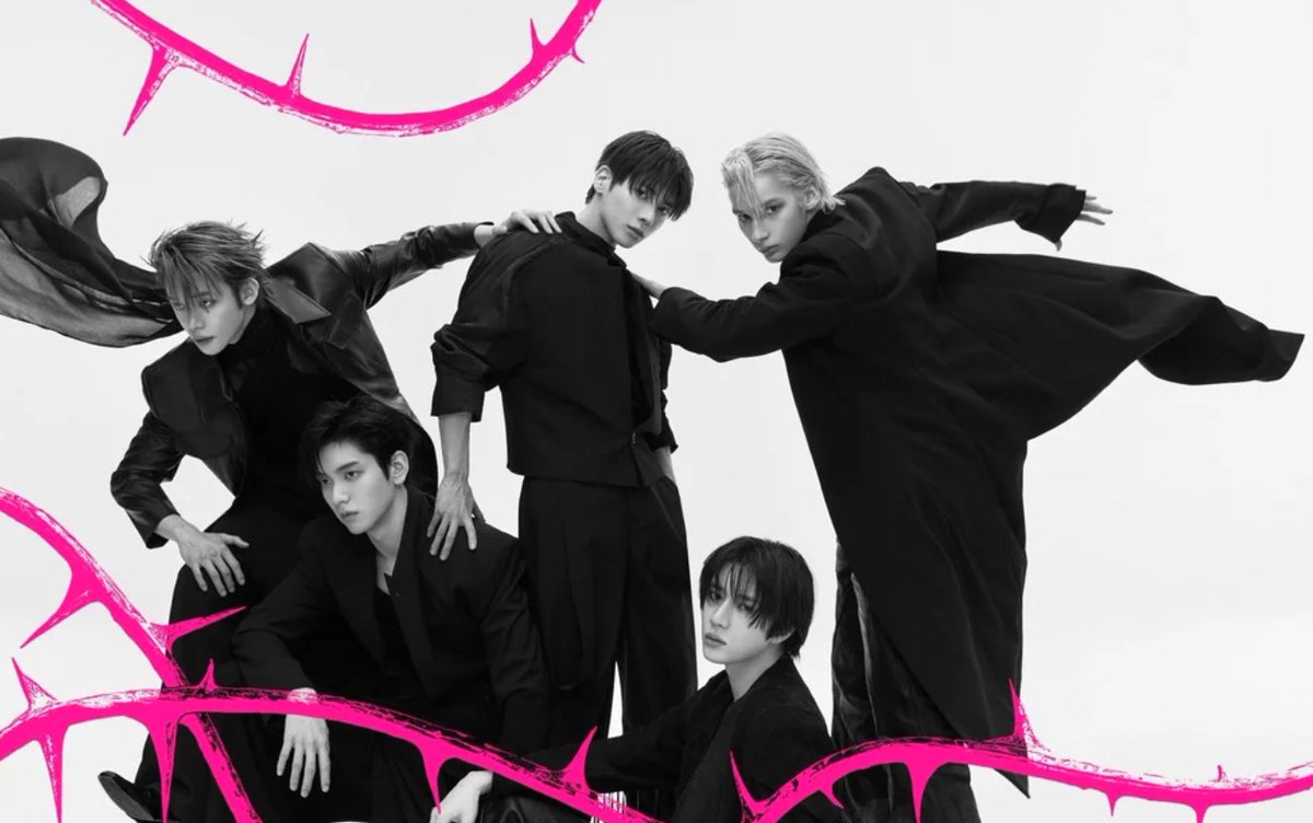 AboutMusicYT's tweet photo. TXT in new group photos for their album, 7TH YEAR: A Moment of Stillness in the Thorns. https://t.co/PRIo8rogQW