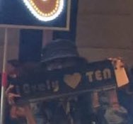 เพิ่งซูมเห็นอันนี้ 10vely 💜 TEN
มันเริ่ดมาตั้งแต่เดย์วันจริงๆ สุดยอดมาก ละรักษาidentityมาได้จนถึงวันนี้ แถมแกร่งขึ้นทุกวันเลยอ่ะ