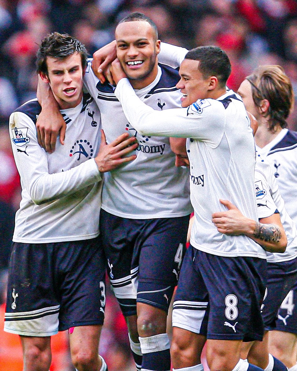 SkySportsPL's tweet photo. Did you know...Spurs have lost each of their last 20 Premier League away matches when trailing by 2+ goals at half-time 🤯

The last time they actually won from that position on the road? November 2010… 3-2 against Arsenal 👀 https://t.co/zTMnx2Hw4p