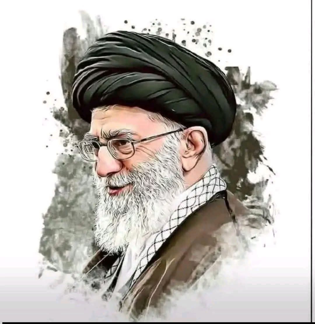 Thirty-six people were killed in the Imam Bargah blast in Islamabad  yet Basant was celebrated.
Now as Holi arrives &amp; Hindu community has chosen to keep it simple, standing in quiet respect with Shia Muslims in grief
Interfaith harmony must be mutual.
#Iran #خامنئي 
<a href="/HamidMirPAK/">Hamid Mir حامد میر</a>