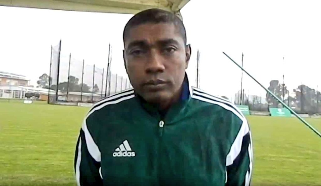 ¡TRANSPARENCIA!
Luego de las graves revelaciones hechas sobre Ímer Machado, la <a href="/FCF_Oficial/">FCF</a>, <a href="/Dimayor/">DIMAYOR</a> y los entes correspondientes deben realizar las investigaciones, porque eso no puede pasar en ningún gremio arbitral ¡Ese tema necesita una urgente aclaración!