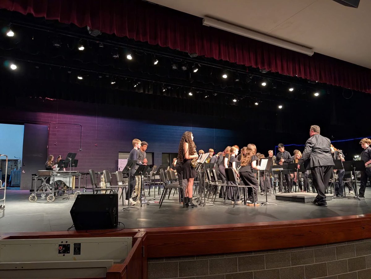 Lexington Trails Middle School tweet media