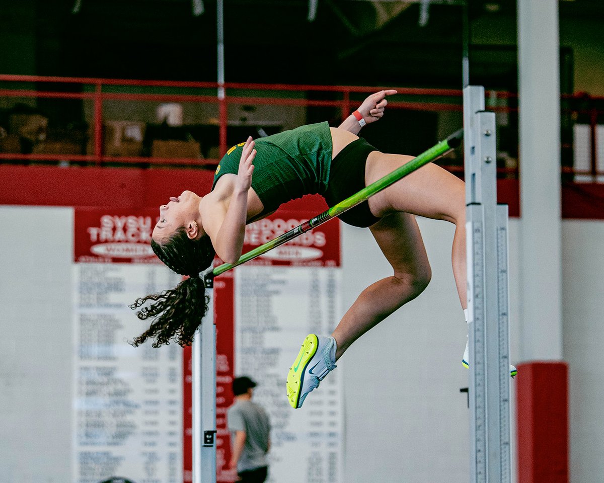 Wayne St. U. T&F CC tweet media