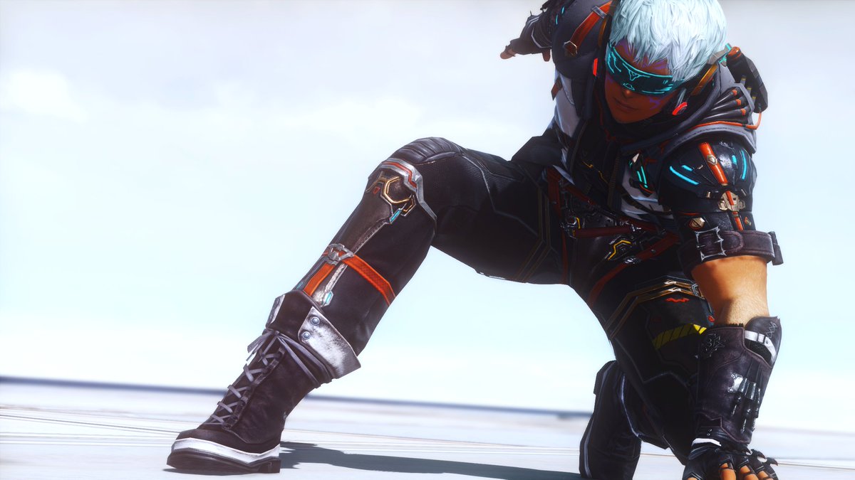 EdgeArchives's tweet photo. Fashion Friday XIV: CyberStriker https://t.co/Pya09KsPxG