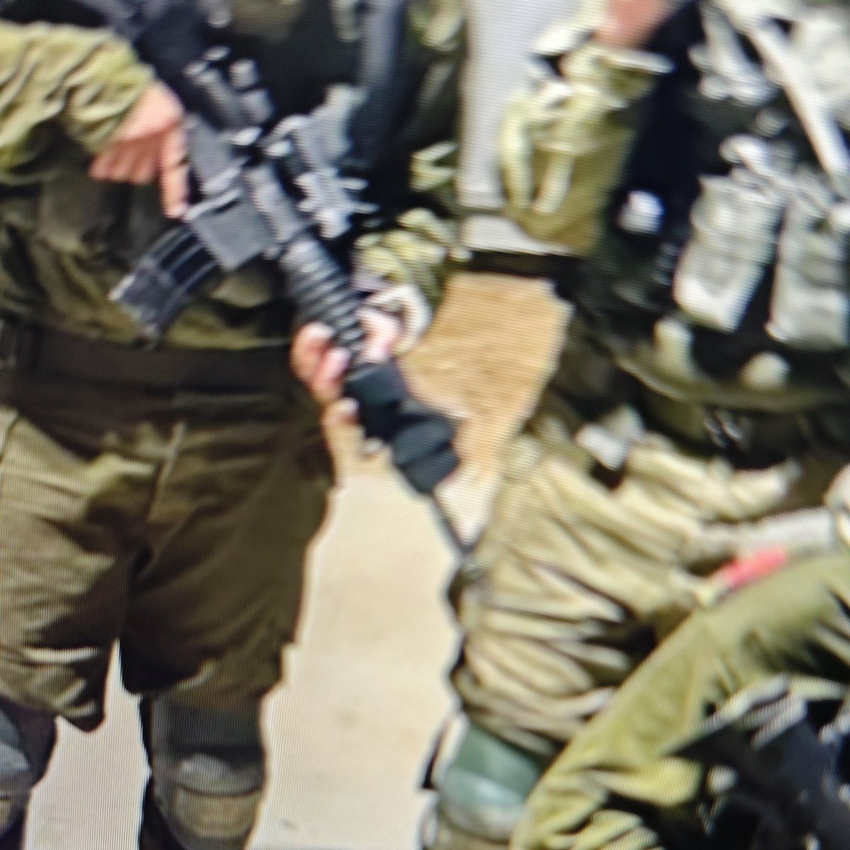 🔴 SON DAKİKA

ÖNEMLİ DUYURU!
ABD-İSRAİL saldırılarında hayatını kaybeden 150 İranlı çocuk için misilleme olarak bu akşam İsrail İşgal Ordusunu destekleyen aktif görev alıp askerlik yapan ve Gazze'de bir okuldan pozlar veren 5 siyonisti, Türkiye'de Yahudilere hizmet verdikleri iş