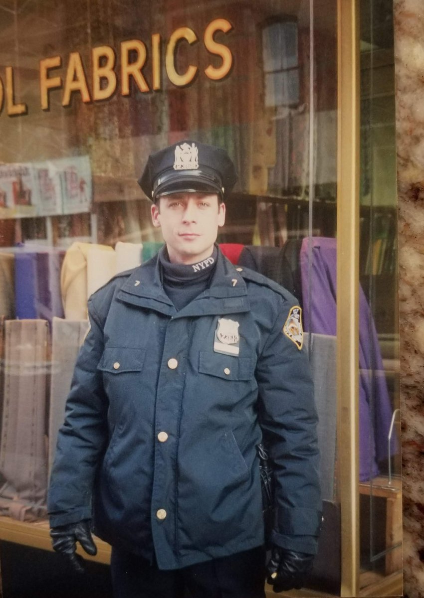 JMcNutty23's tweet photo. 26th anniversary of joining, and 6th anniversary of retiring from, the NYPD. Thanks for the good times!!!! #HappilyRetired #NYPDdetectives https://t.co/UTffwGkDw5