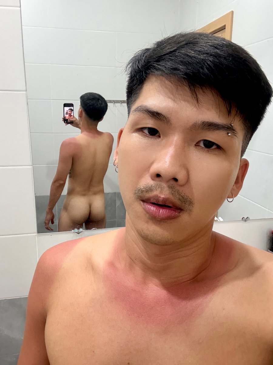 pixardin's tweet photo. I want bikini tan line, not tank top sunburn 🫤 https://t.co/niEJeJso6y
