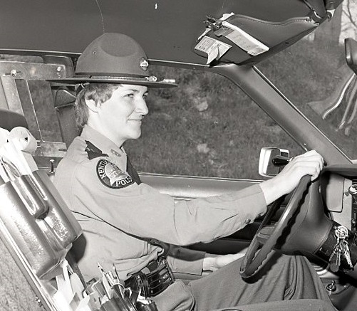 kystatepolice's tweet image. Sandra retired as a detective in 1993. She passed away on January 9, 2021, after an extended battle with multiple sclerosis. We remember and honor Trooper Taylor’s courage, dedication, and legacy. (4/4) #KentuckyStatePolice
