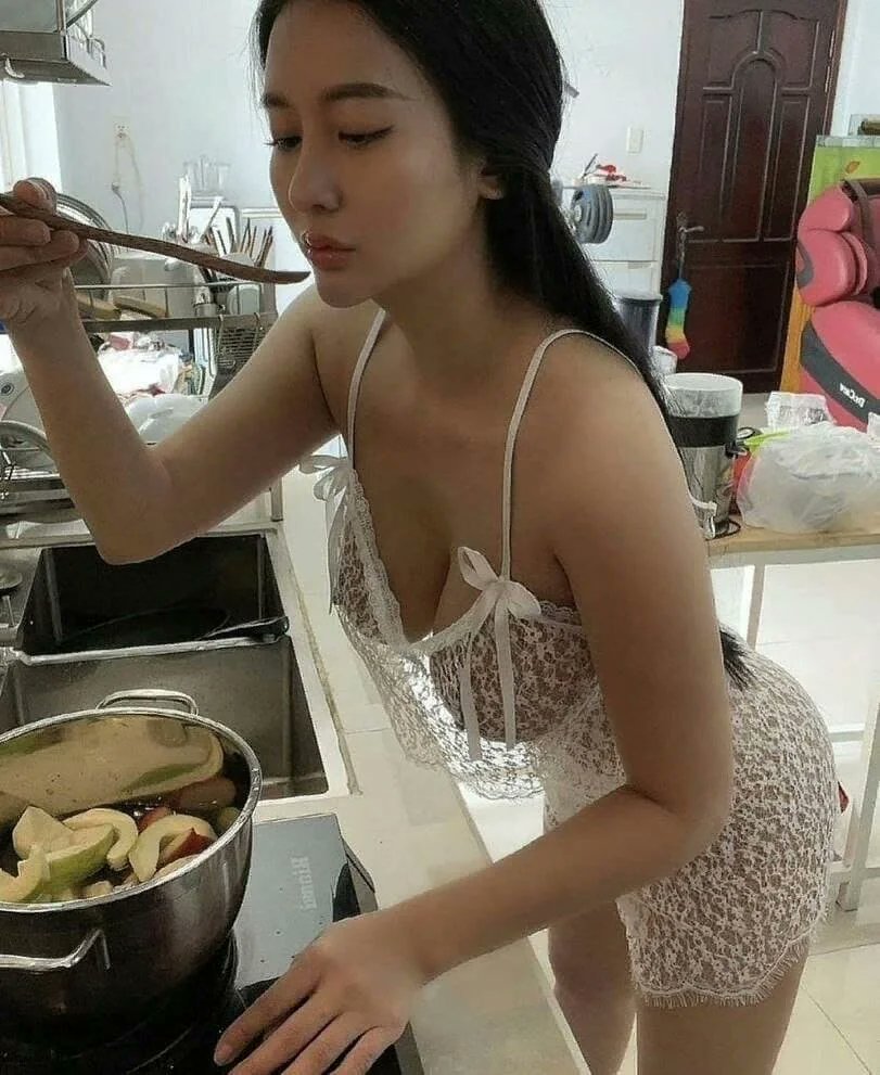 mimi tweet media