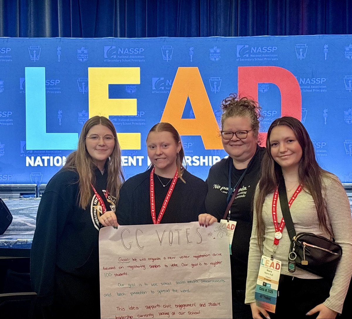 Amanda Hodge tweet media