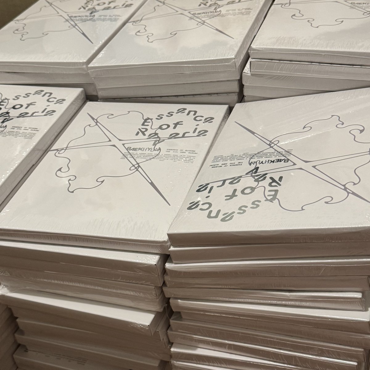 พรุ่งนี้ลงฟอร์มแจกบั้มคับบ 

- 1 คนได้สูงสุด2บั้มห้ามนำไปขายต่อทุกกรณี
- ไม่มีค่าเดินทาง 🙏🏻 
- มีเยอะมากกกกกกกกกกกกก 
- แจกให้ได้ทุกคนทุกด้อมที่เอ็นดูพี่แบค