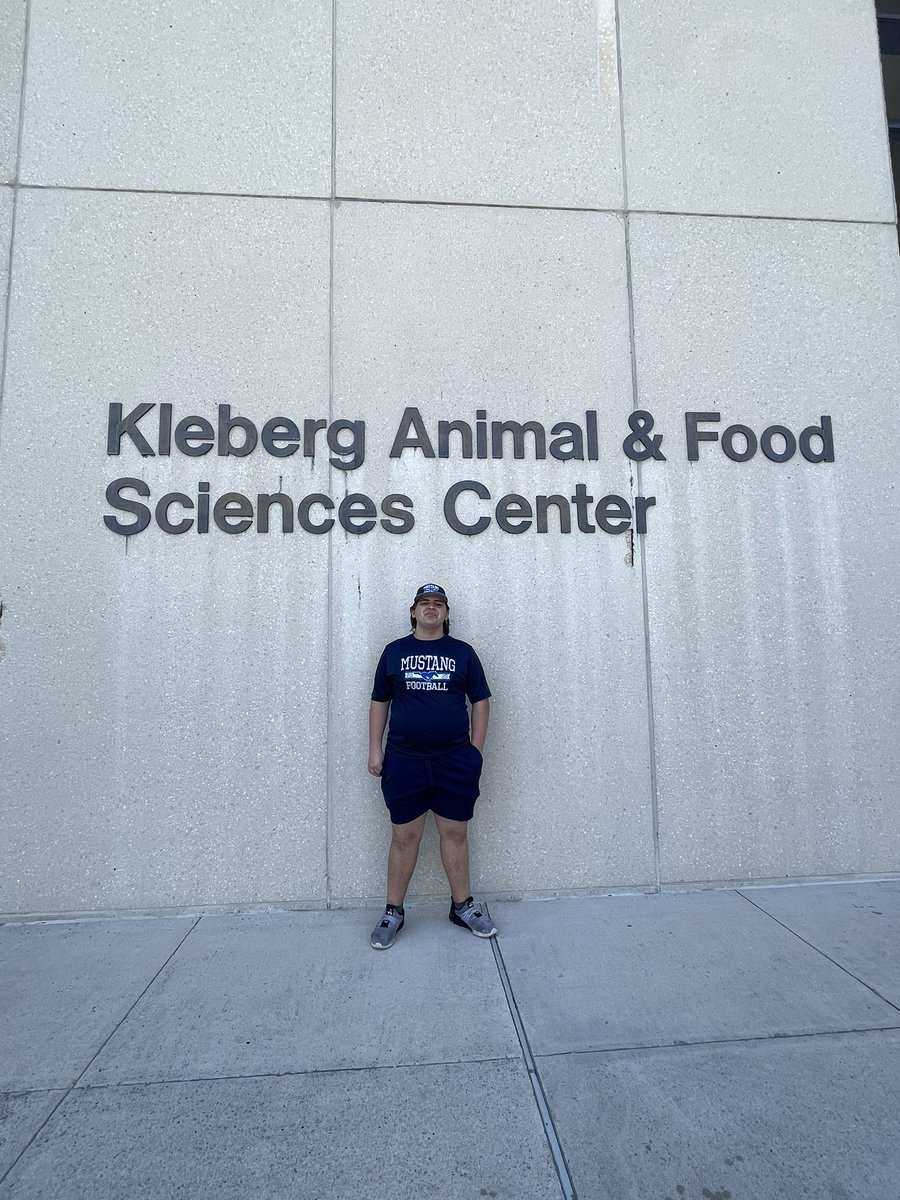 TheJamieLindsey's tweet photo. Had a great time exploring @TAMU this weekend. Great information provided by @tamuansc and @TAMUBCBP is helping me focus on my future! #GigEm https://t.co/y2I9mAtXu0
