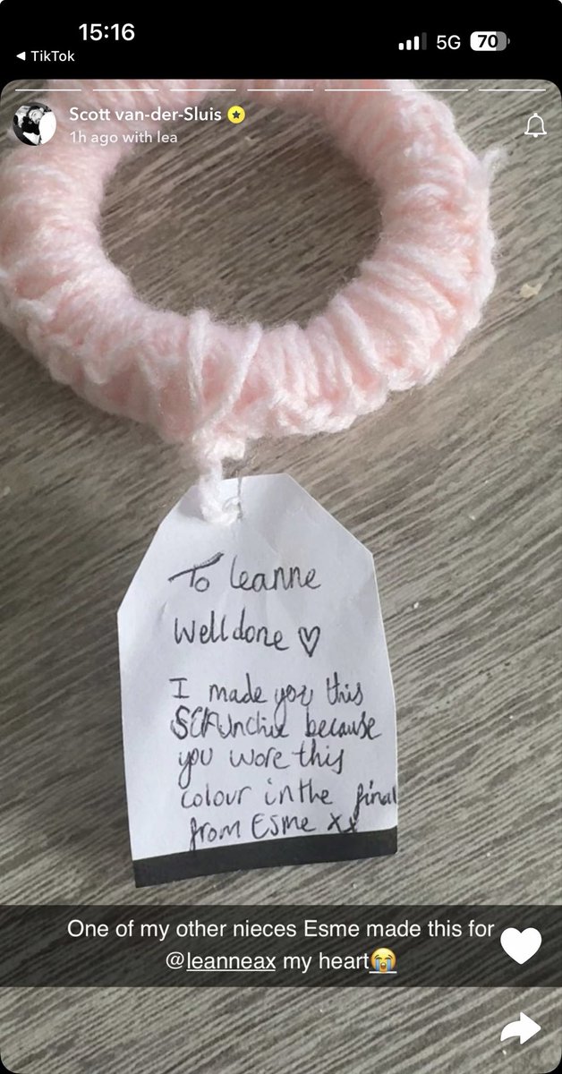 Scott’s family love Leanne, this has me cheesing for her 😩❤️ #LoveIslandAllStars #LoveIslandUK