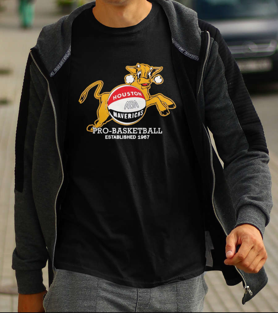 haneenshirtcom's tweet image. Little reminder: The Houston Mavericks were such a dynamic part of the ABA history! Brings back memories of watching those games on late nights. 🏀 Do you remember any legendary moments? haneenshirt.com/product/t-shir…

#HoustonMavericks #ABABasketball #RetroTees