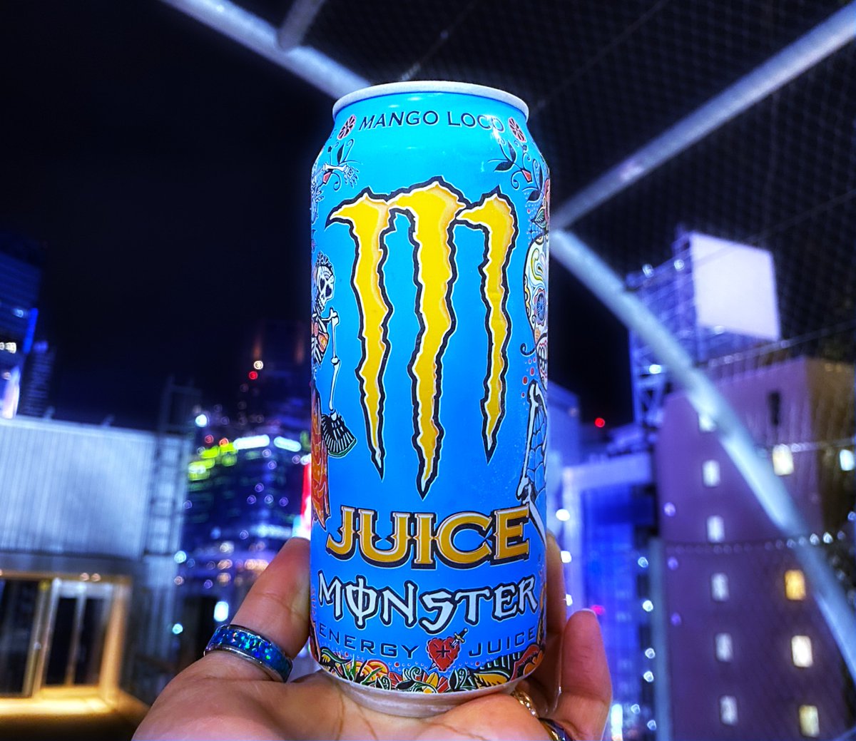 Landia_Dragon's tweet photo. Today's-ENERGY-
今日は渋谷をゆったり散策しながら『#MANGOLOCO』!!
相変わらず活気があって良いね😎
#MonsterEnergy #JUICEMonster #エナジードリンクライフ https://t.co/As1yTsTf3R