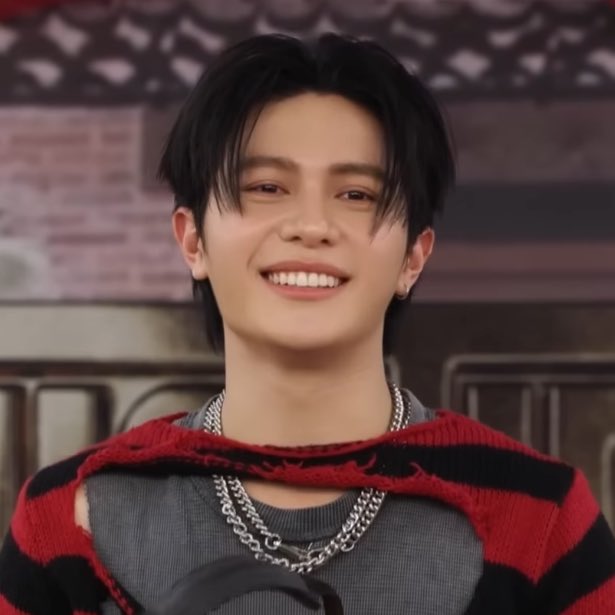 🫳🏻🐝♥️🥺✨