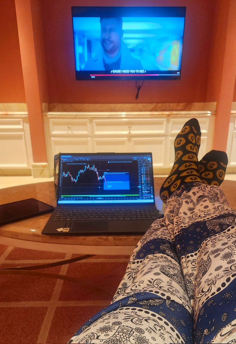 🎯 Master tweet media