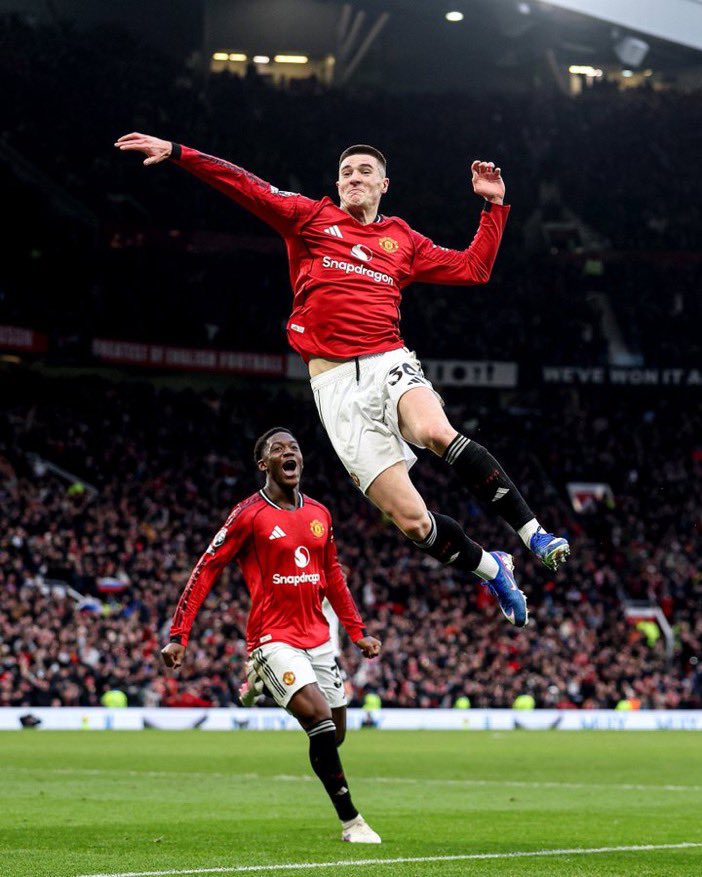 PamelaNjoku2's tweet photo. Air Sesko no go score ke

Goal balllllllllllllll 🔥🔥🔥🔥🔥 https://t.co/MdLTmXGwdJ