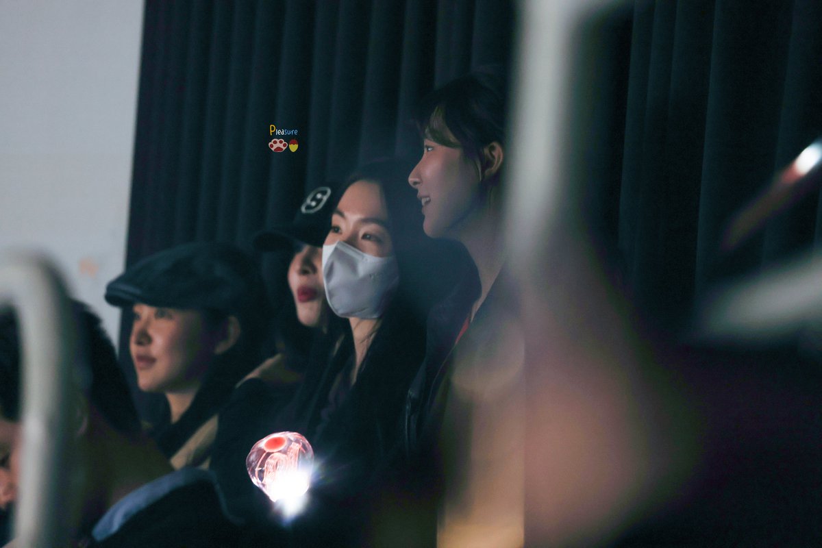 pleasure_94z's tweet photo. 260301
🐻🐰
#레드벨벳 #RedVelvet
#아이린 #IRENE #슬기 #SEULGI https://t.co/z18f7AZYqr