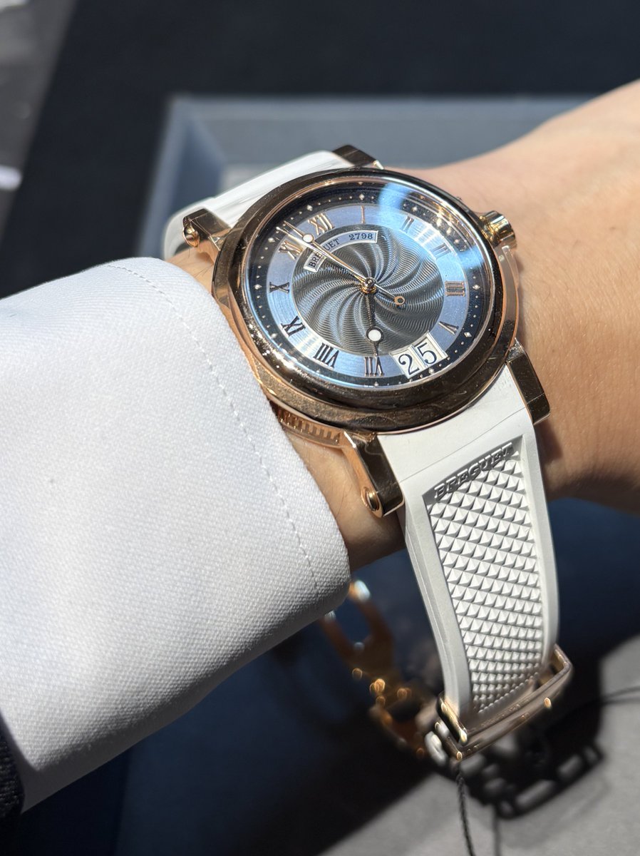 ばしこ tweet media