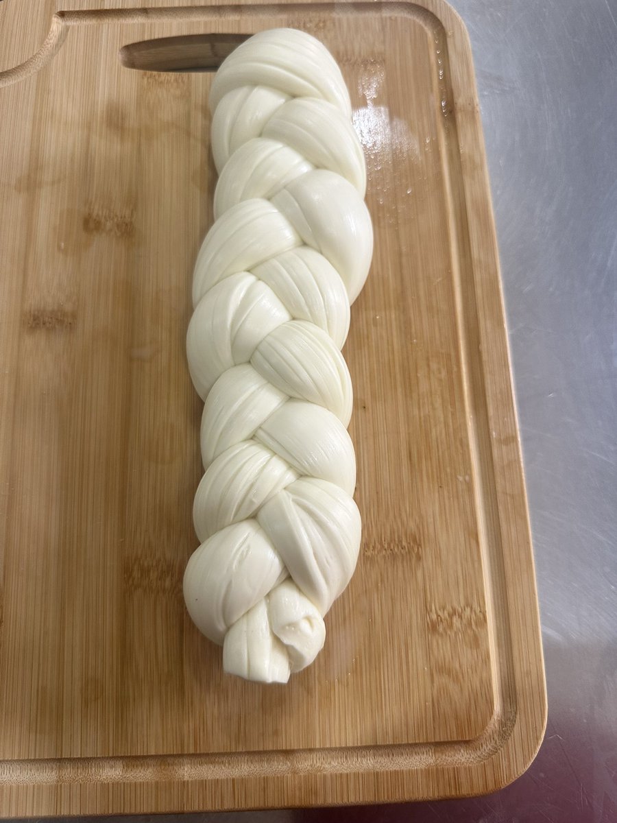 El guaro tweet media