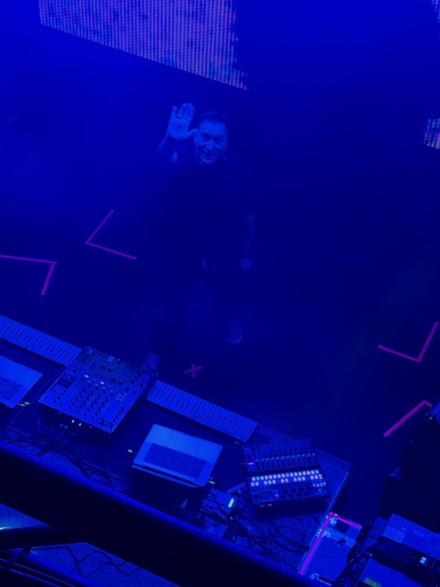 m15tryman's tweet photo. @PAULVANDYK Like always it was a pleasure watching and listening to you do your thing! https://t.co/4mVIlgjmcs