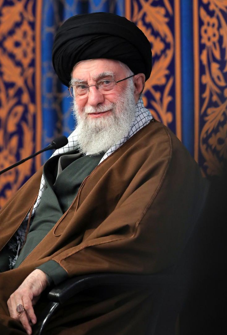 ما با اسرائیل و آمریکا لجن ،
 پدر کشتگی داریم ...